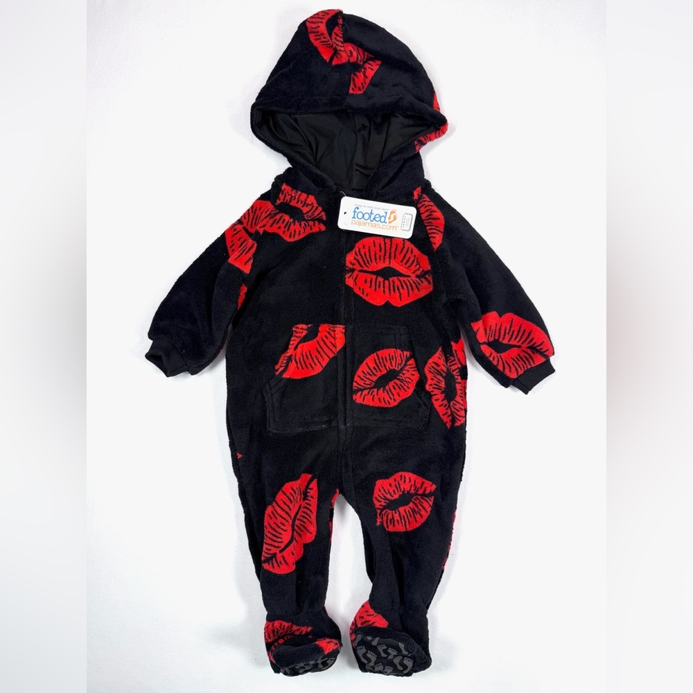 NWT FOOTED PAJAMAS‎ Baby Hooded Fleece One Piece Sleeper M Cozy Playful NEW